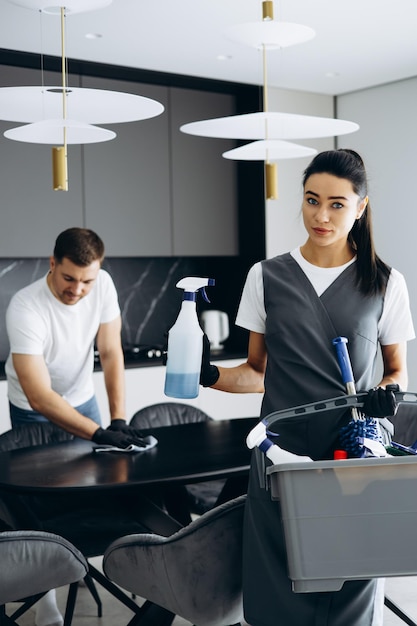 Professional retail store cleaning and maintenance